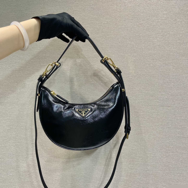 Pra*a top handle bags